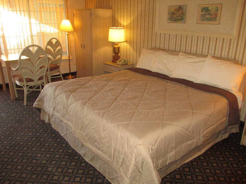 Victorian Inn Спаркс Стая снимка